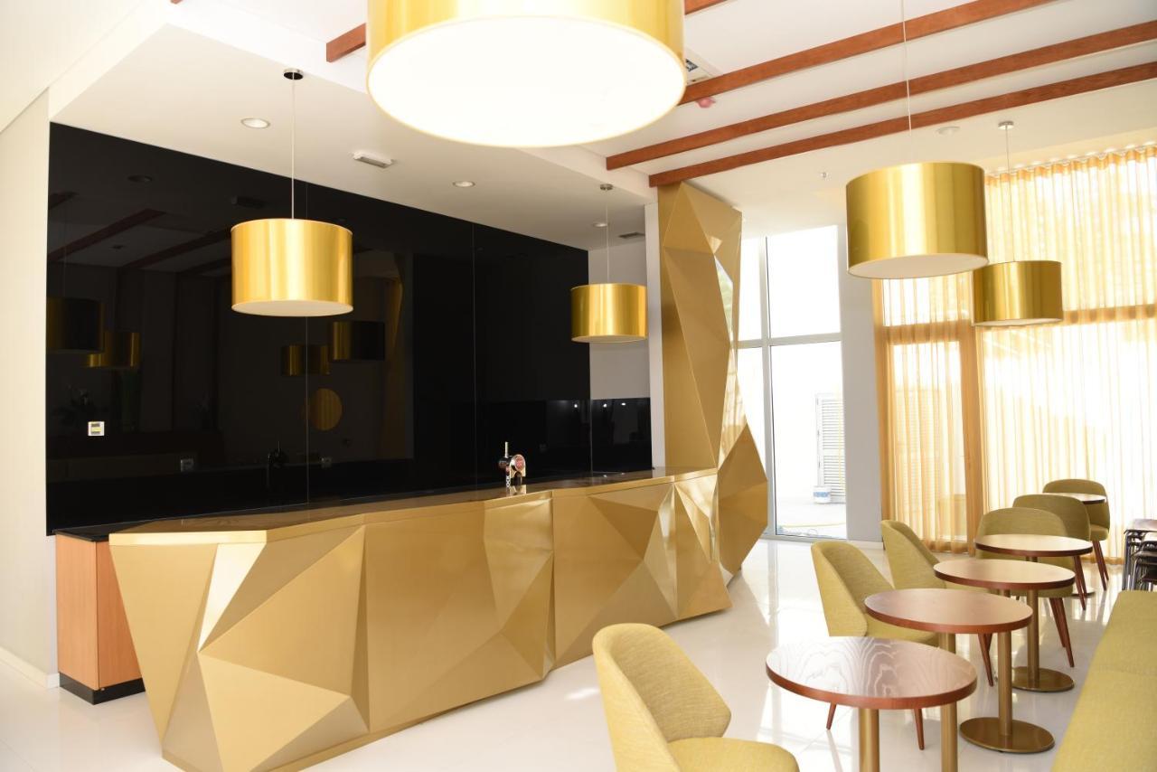 Hotel פדראס סלגאדאס מראה חיצוני תמונה