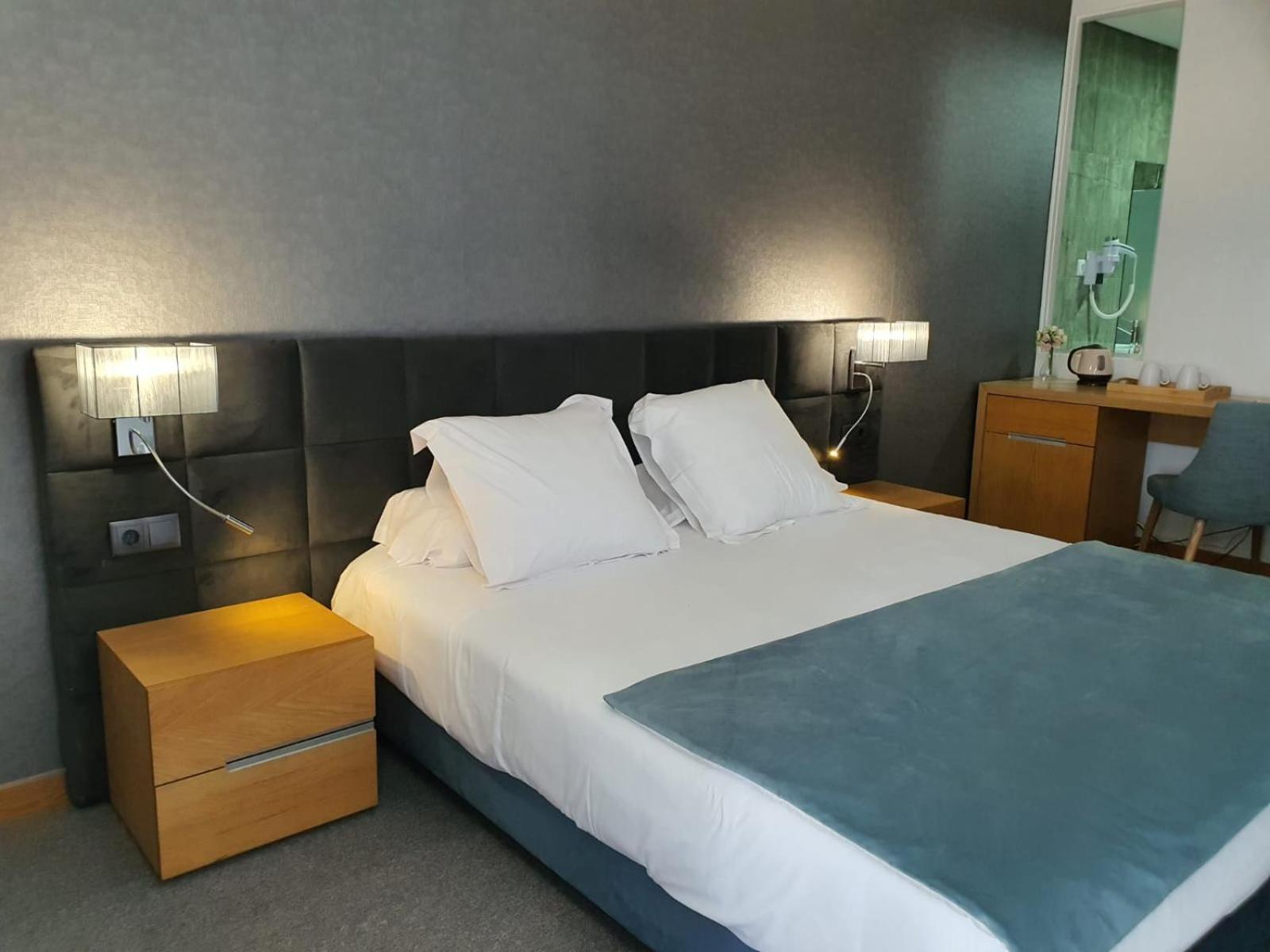 Hotel פדראס סלגאדאס מראה חיצוני תמונה